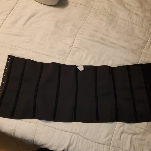 Waist Shaperz Waist Trainer - Picture 3 of 4